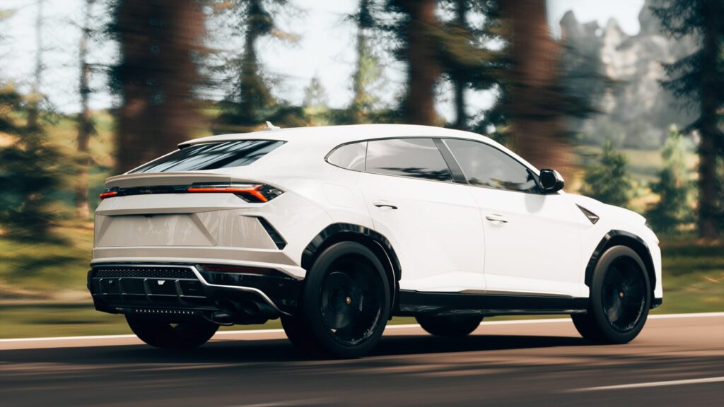 Lamborghini-Urus-auf-Strasse